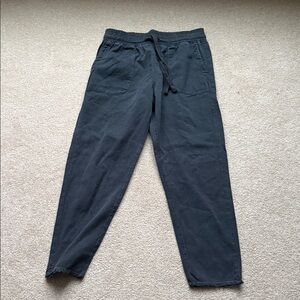 Zara Women’s Charcoal Joggers Size Large